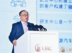 标题党的独家报道：慕尼黑豪强的新赛季挑战